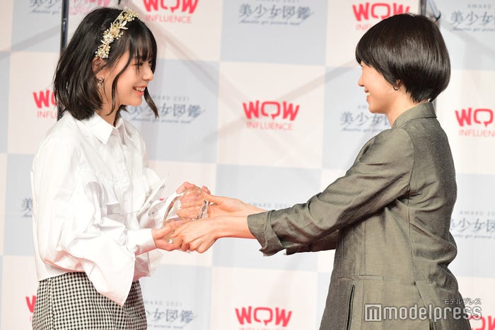 白石花恋さん、二階堂ふみ (C)モデルプレス