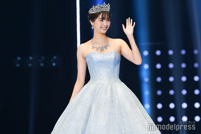 新川優愛(C)モデルプレス