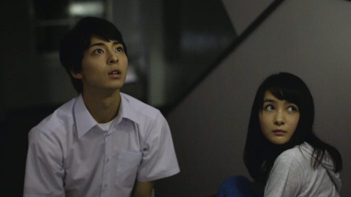 高杉真宙、葵わかな/映画「逆光の頃」より(C)タナカカツキ/講談社・2017 東映ビデオ/マイケルギオン