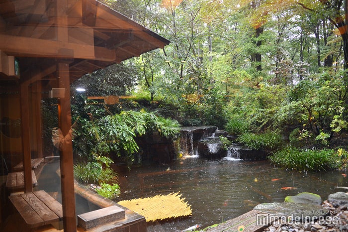 ホテル天坊の足湯（C）ビューティーガール