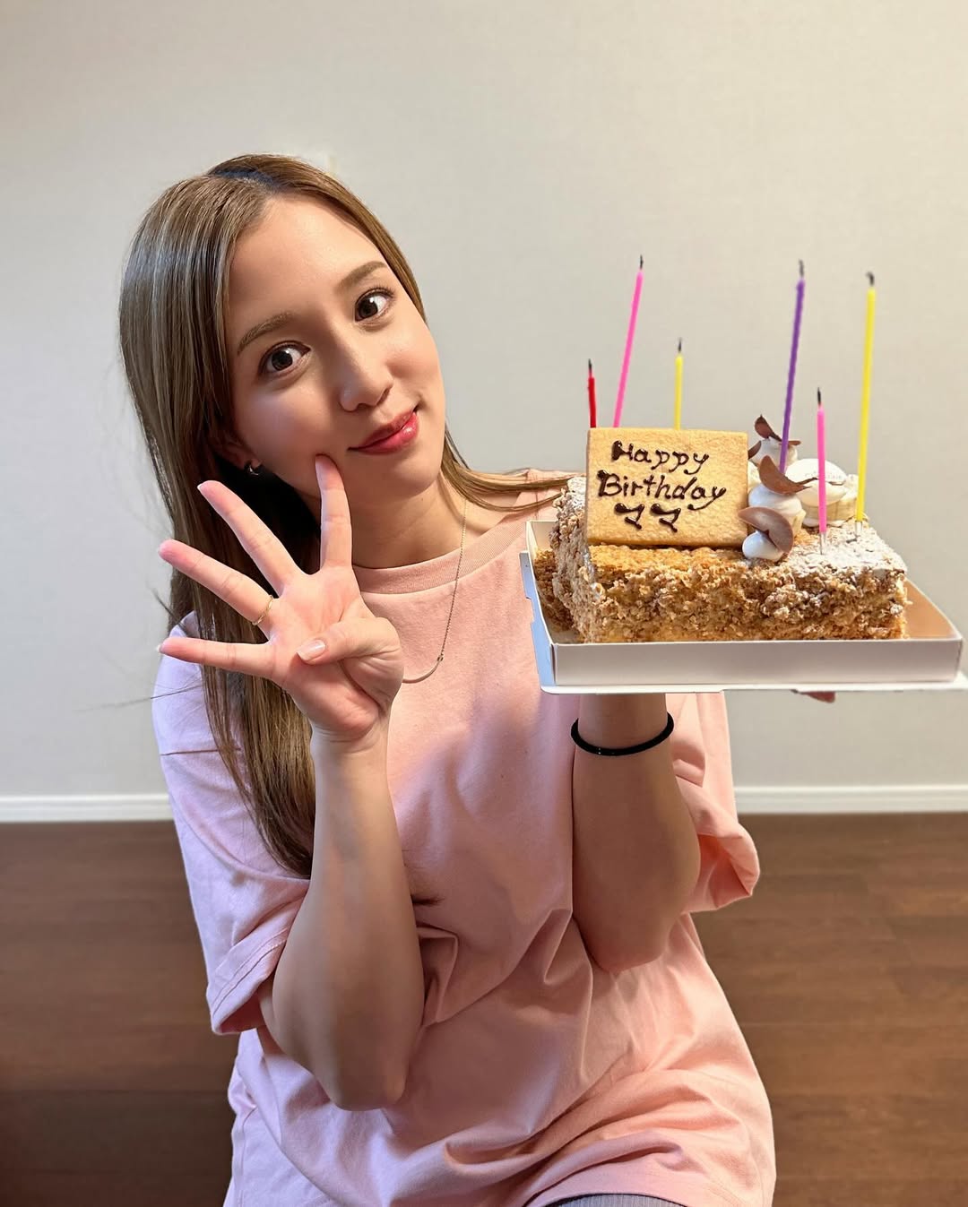 サッカー元日本代表・柿谷曜一朗の美人妻、1歳息子の写真公開「旦那様にそっくり」と驚きの声