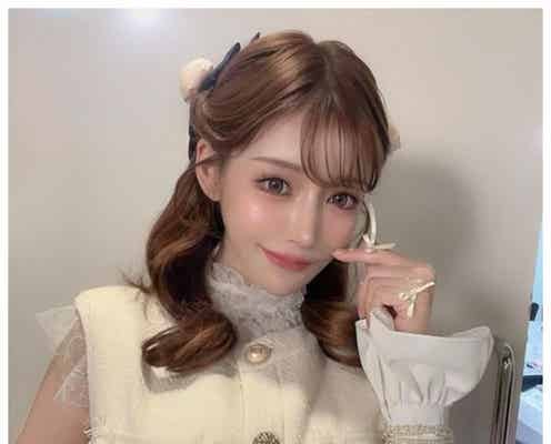 明日花キララ“美谷間チラリ”黒猫コスプレ姿が話題「可愛すぎ」「似合ってる」の声