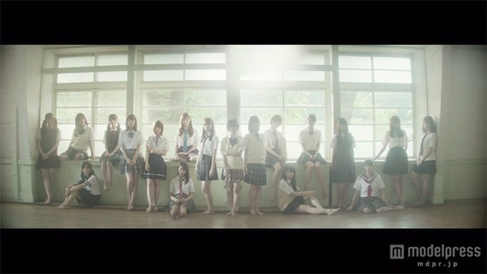 乃木坂46「太陽ノック」MVより