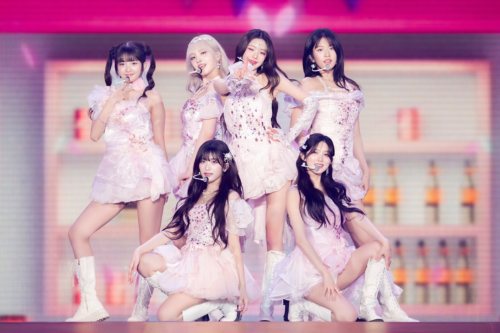 IVE、東京ドームでワールドツアー完走 未発売楽曲サプライズ披露