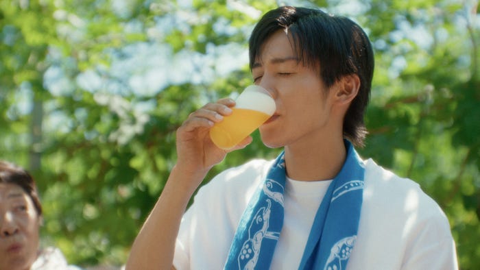 目黒蓮「キリンビール 晴れ風」 新TVCM「晴、風、土。」収穫篇(提供写真)