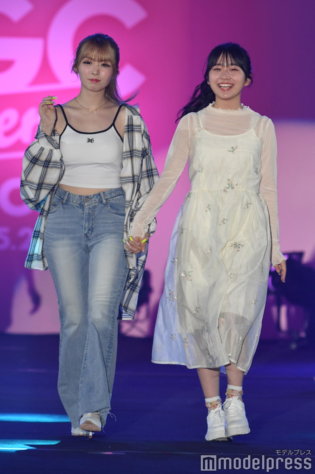 ゆいちゃみ、田口音羽（C）モデルプレス