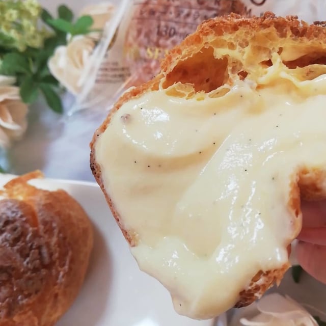 セブンの新作スイーツシュークリーム