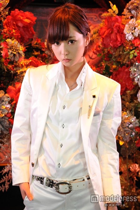 白薔薇の聖矢（せいや）／楠世蓮 