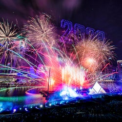 未来型花火エンタメ Star Island シンガポールの大晦日カウントダウンで約50万人魅了 モデルプレス