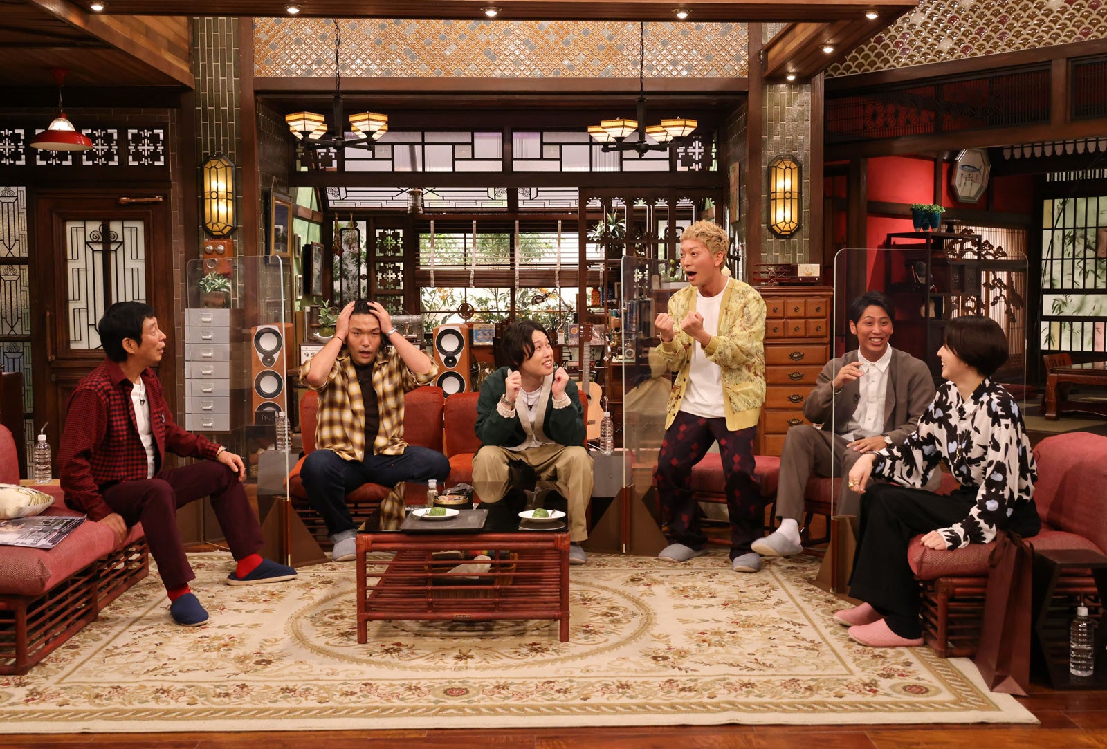 明石家さんま、盛山晋太郎、リリー、嶋佐和也、屋敷裕政、長澤まさみ （C）カンテレ