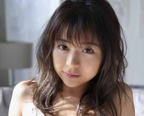 斎藤みらい、美谷間くっきり 自然体のランジェリー姿
