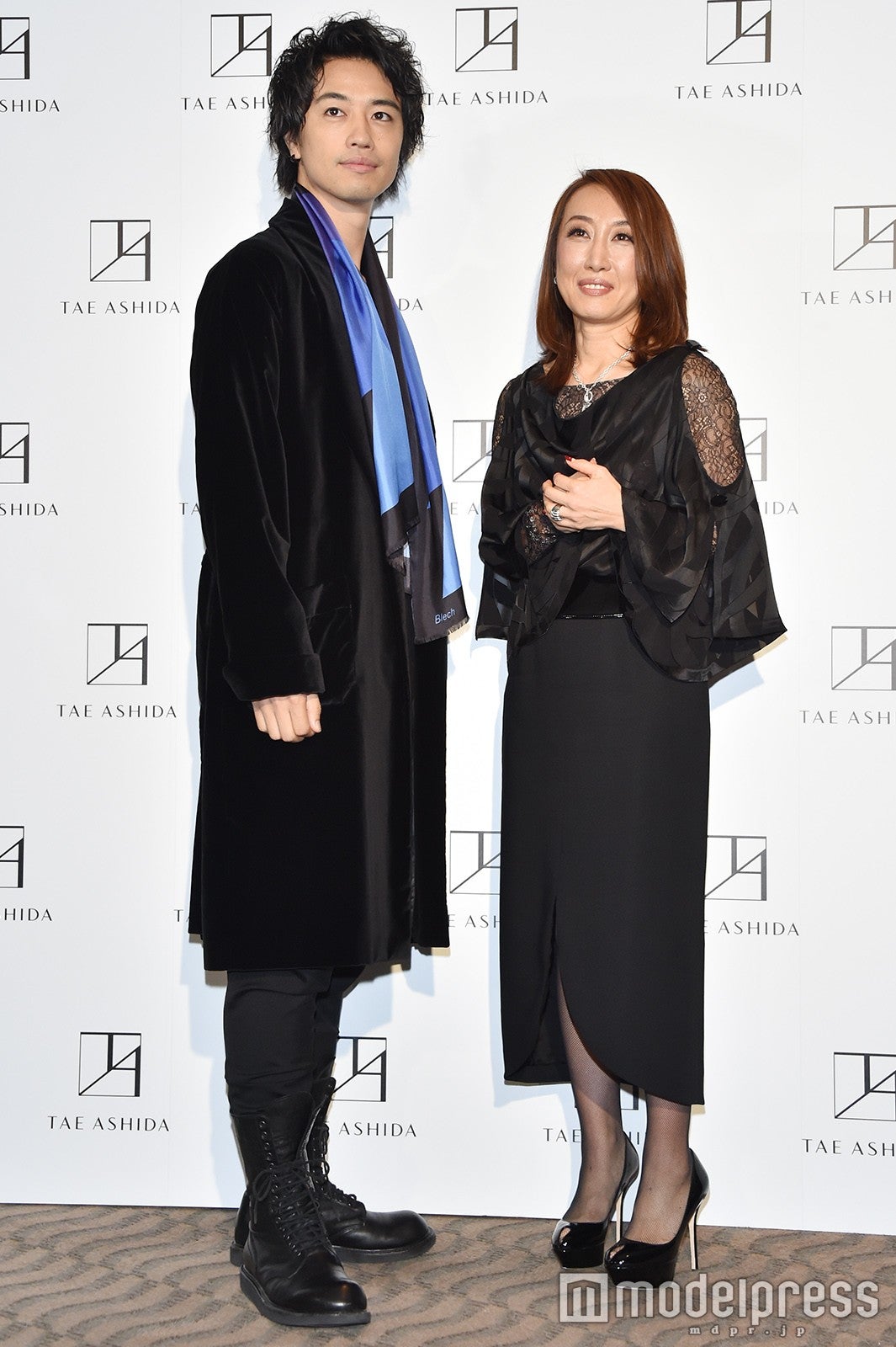 斎藤工、芦田多恵氏 （C）モデルプレス