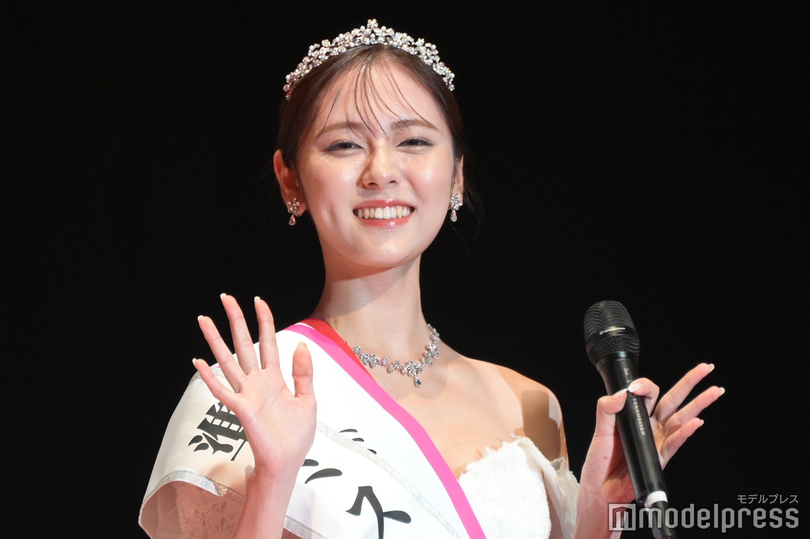 「ミス青山コンテスト2023」グランプリを受賞した伊藤日菜子さん（C）モデルプレス