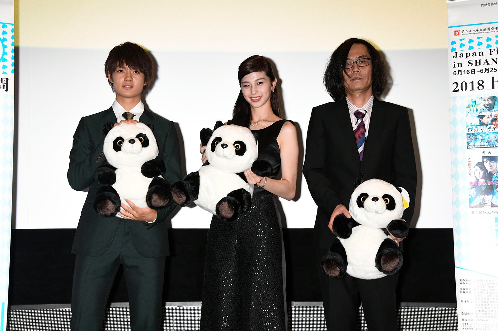 佐野勇斗、中条あやみ、英勉監督（C）2018 映画「３Ｄ彼女　リアルガール」製作委員会　（C）那波マオ／講談社