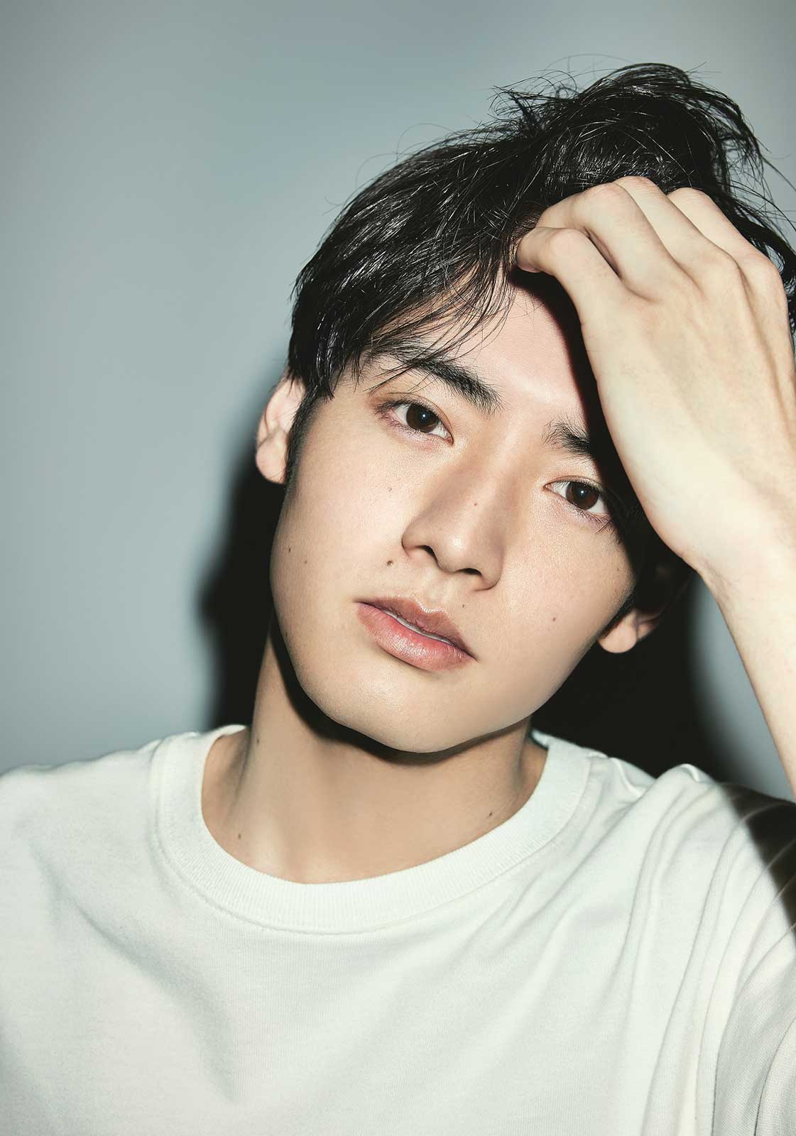 赤楚衛二・宮脇咲良、“今年上半期最もバズった人物”に決定 “キュン部門”受賞で初恋話も「少しの裏切りがときめきを作る」＜第1回CanCam Buzz Award＞