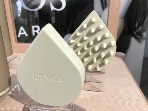 リラクシングマッサージブラシ