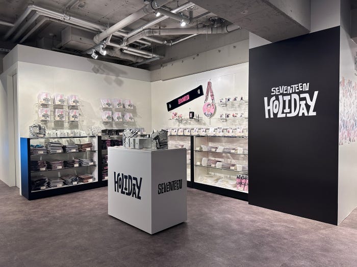 「SEVENTEEN 2025 JAPAN FANMEETING 'HOLIDAY' POP-UP STORE」(P)&(C)PLEDIS Entertainment