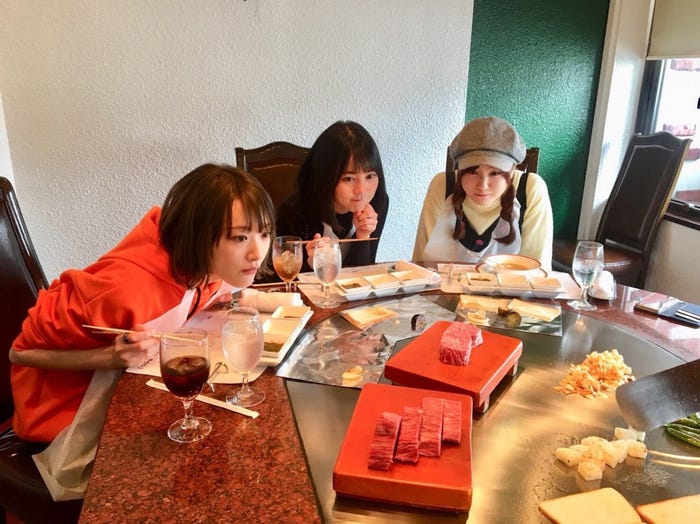 生駒里奈、生田絵梨花、星野みなみ/生田絵梨花オフィシャルブログより