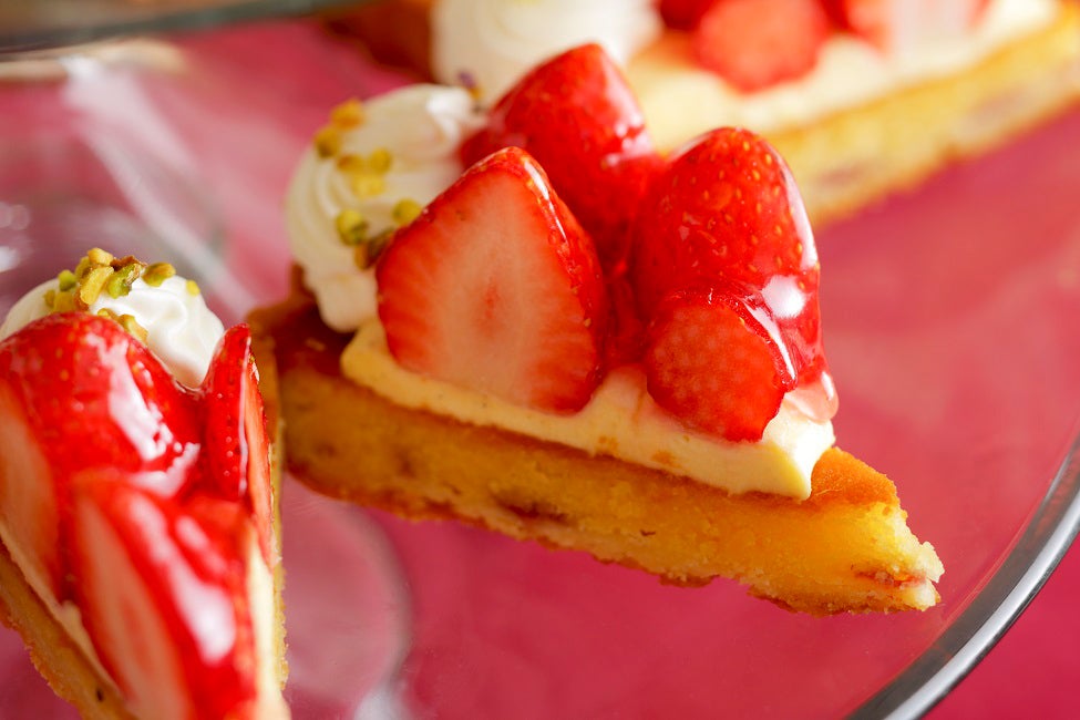 スイーツ＆サンドウィッチビュッフェ～ホテルでいちご狩り／画像提供：ホテルニューオータニ大阪