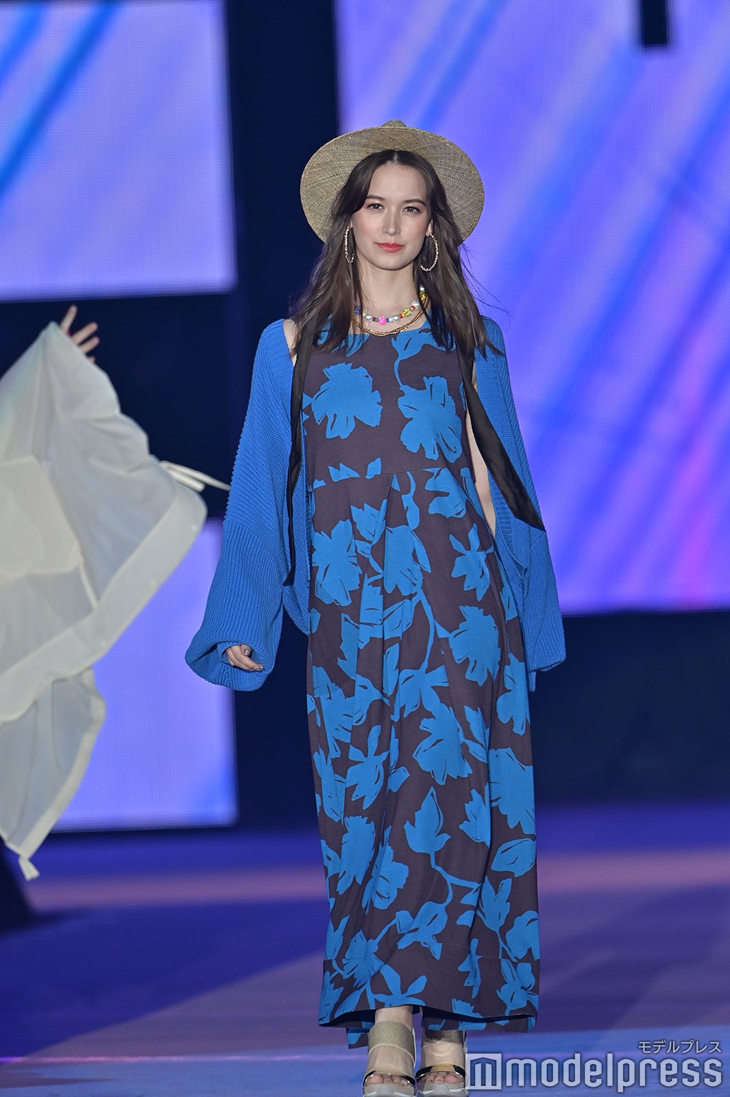 （C）モデルプレス