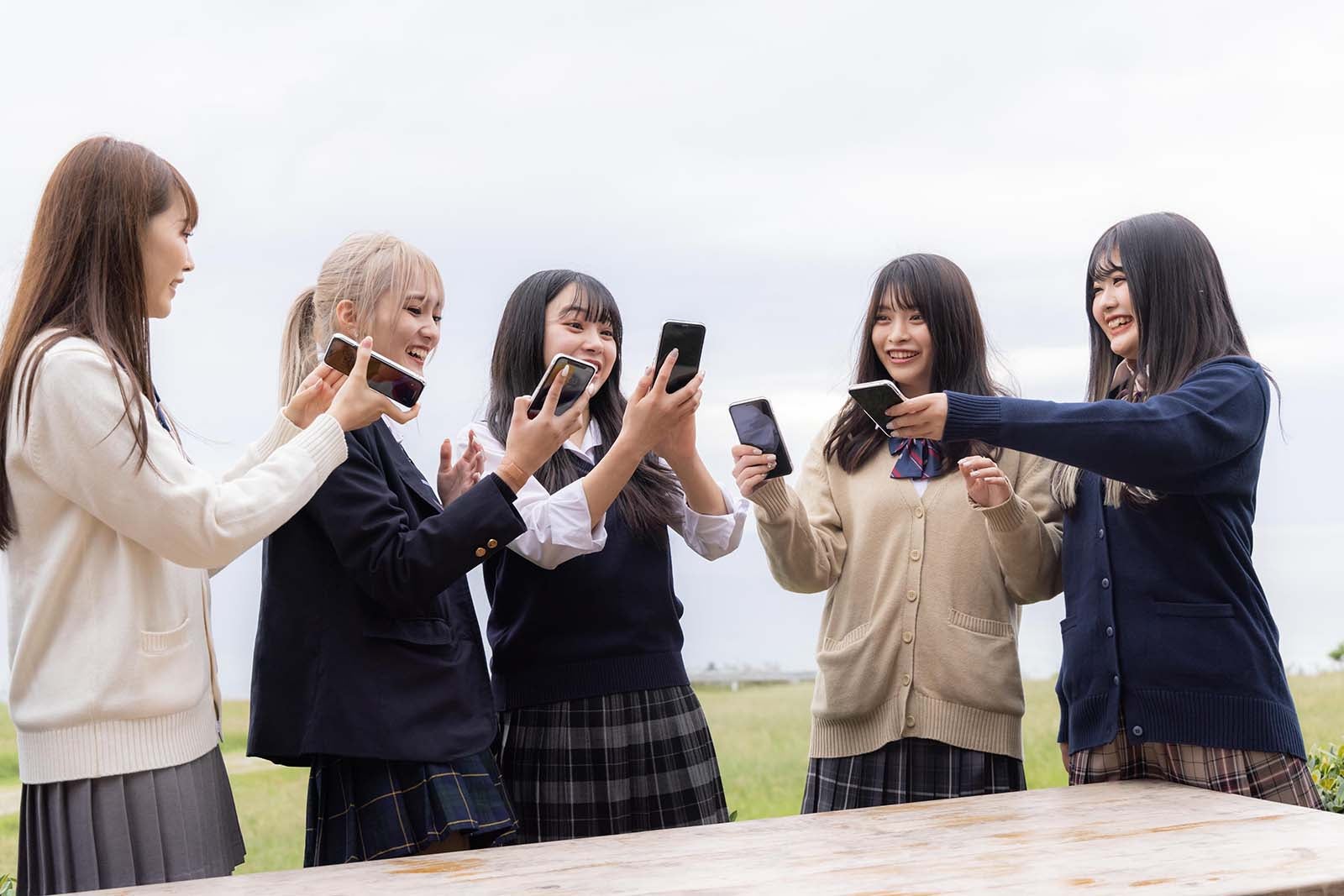 キサラ、みずき、あやの、かれん、みるき「今日、好きになりました。-卒業編2022-」第1話（C）AbemaTV, Inc.