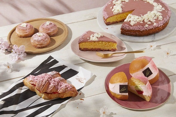 コルネッティ さくら、マリトッツォ さくら 各¥420、クーポラ さくら ¥380、トルタ さくら ¥720／画像提供：スターバックス コーヒー ジャパン　