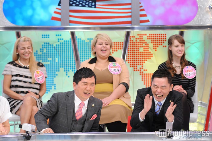 「世界の日本人妻は見た」スタジオの様子/画像提供:毎日放送