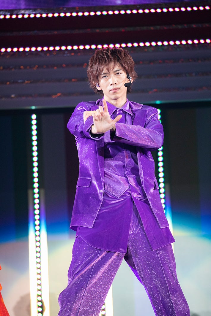 リョウガ（カメラマン：米山三郎、笹森健一）