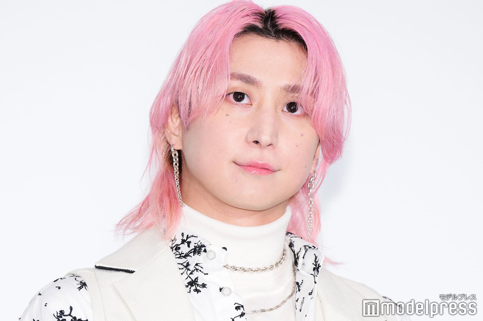 ラウールの変化を語る佐久間大介（C）モデルプレス