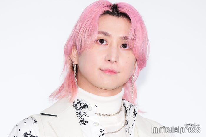 ラウールの変化を語る佐久間大介(C)モデルプレス