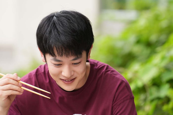 小林虎之介「ひだまりが聴こえる」第2話より(C)「ひだまりが聴こえる」製作委員会