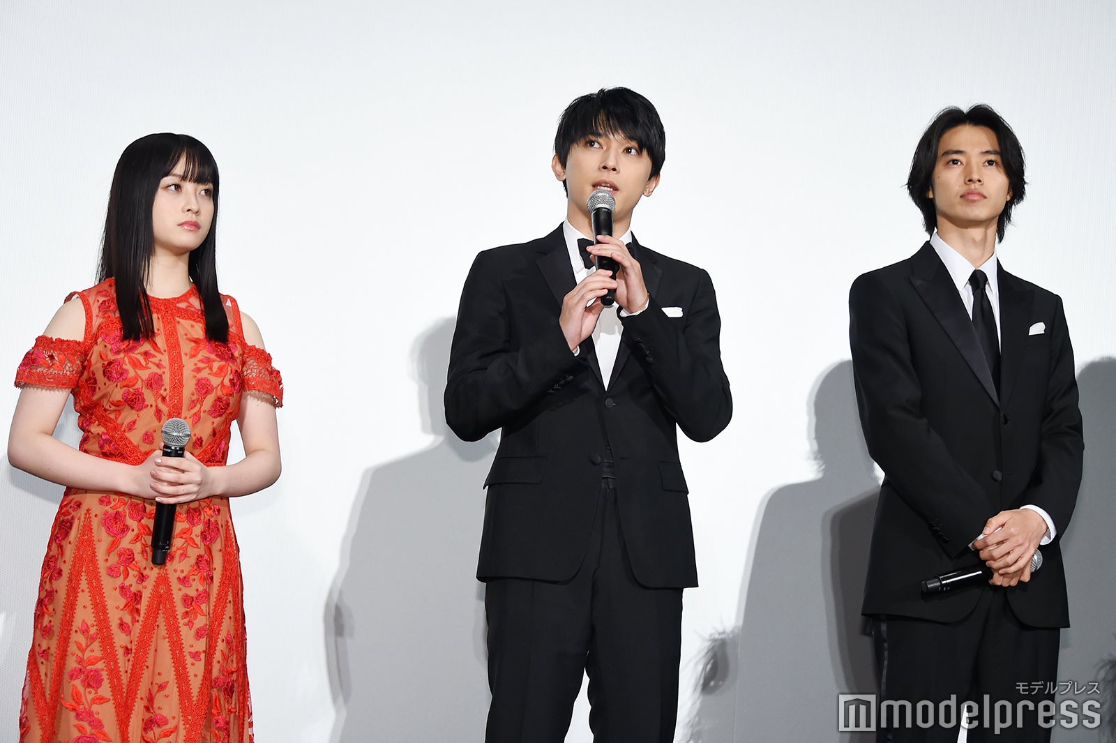 （左から）橋本環奈、吉沢亮、山崎賢人 （C）モデルプレス
