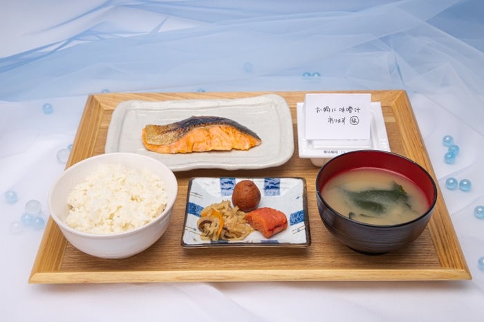帆高のお手製 朝食セット  　1,390円／（C）2019「天気の子」製作委員会