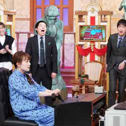 （左から）佐藤栞里、水卜麻美、今田耕司、羽鳥慎一（C）日本テレビ