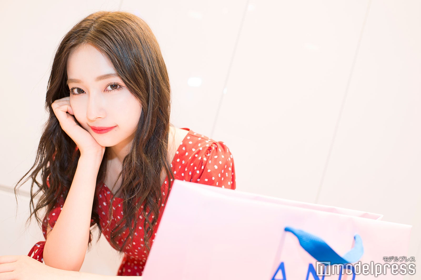 村瀬紗英／「ANDGEEBEE」ラフォーレ原宿店にて（C）モデルプレス