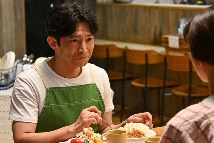 津田健次郎「西園寺さんは家事をしない」第6話より(C)TBS