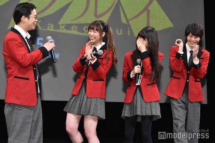 矢本悠馬、森川葵、浜辺美波、高杉真宙 (C)モデルプレス