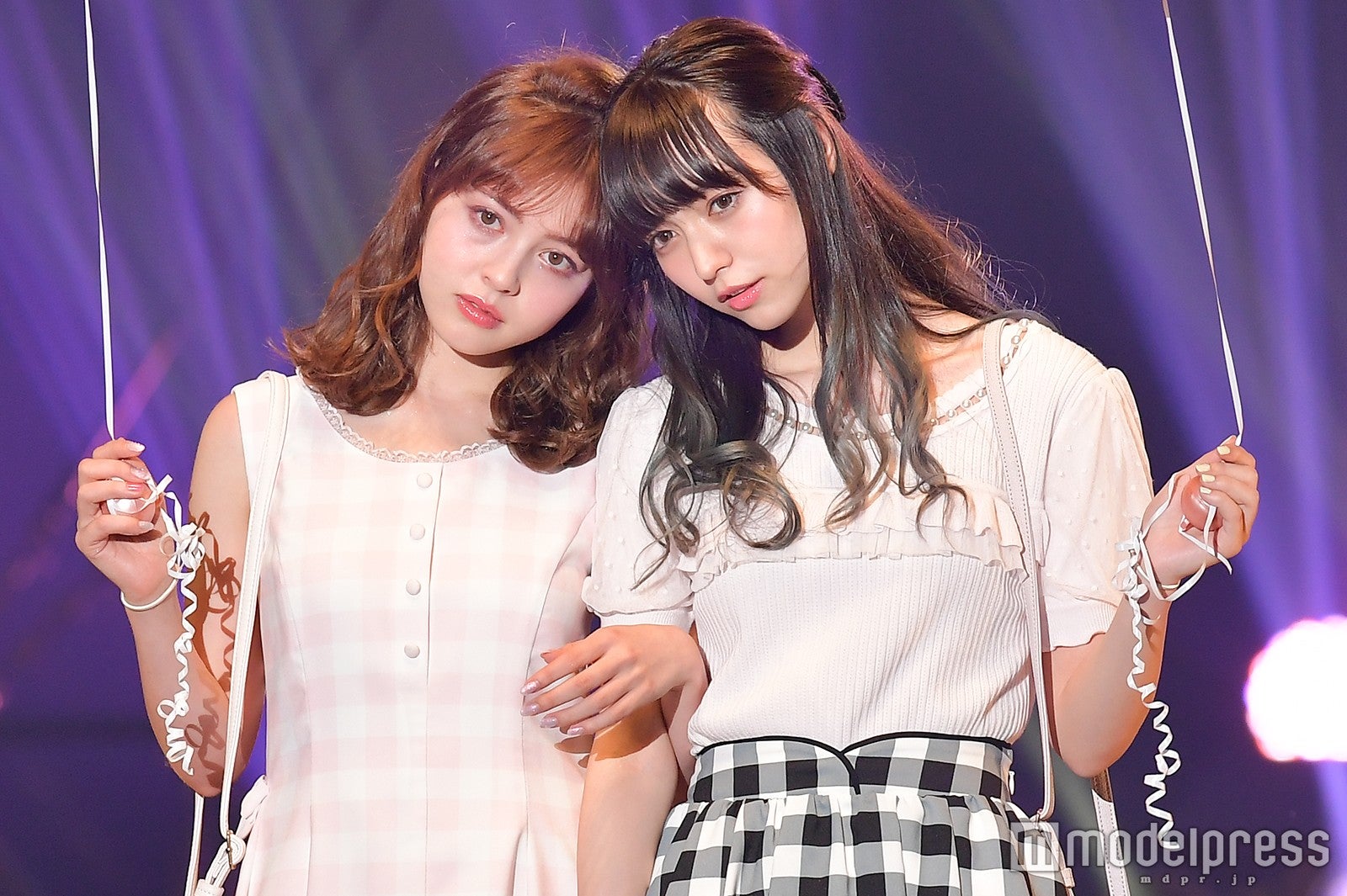 加藤ナナ、多屋来夢 （C）モデルプレス