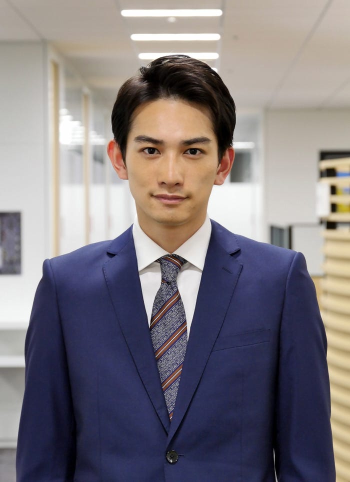 町田啓太 (C)テレビ東京