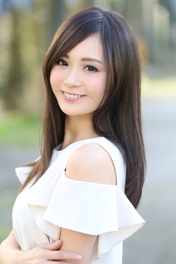 三城千咲(画像提供:所属事務所)