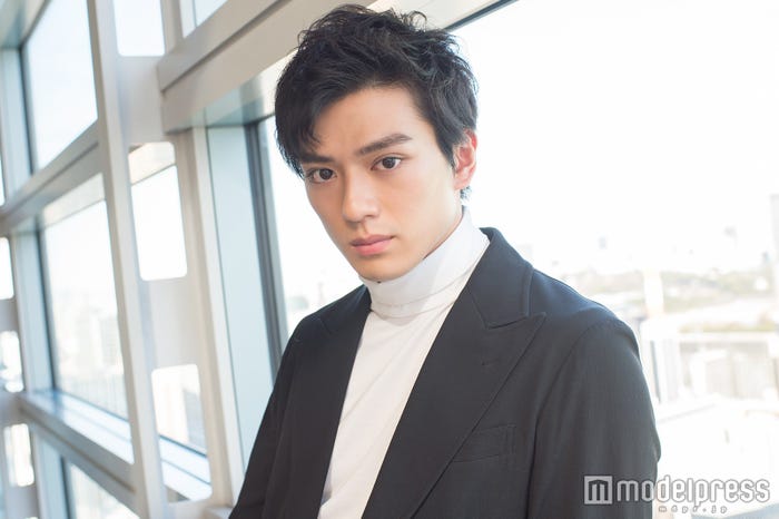 新田真剣佑(C)モデルプレス