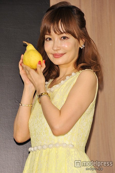 平子理沙 おしゃれ過ぎる自宅をテレビ初公開でスタジオ騒然 モデルプレス