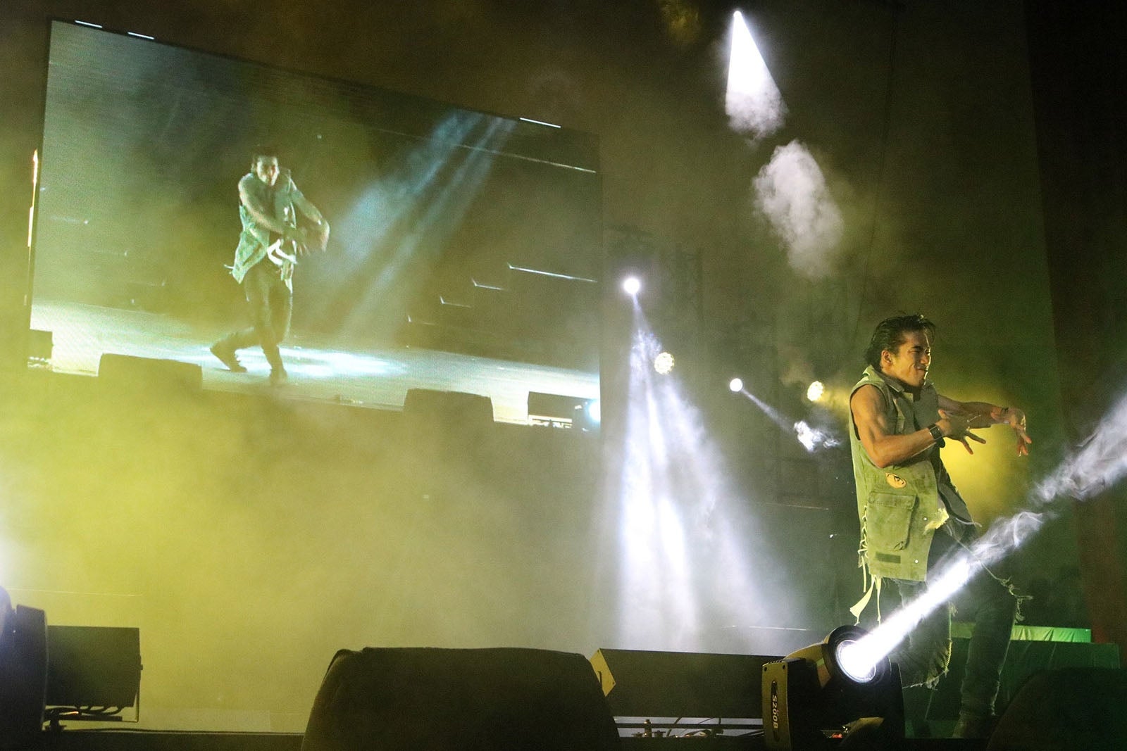 EXILE小林直己・世界・佐藤大樹らがサプライズ登場　新体制で意気込み新たに