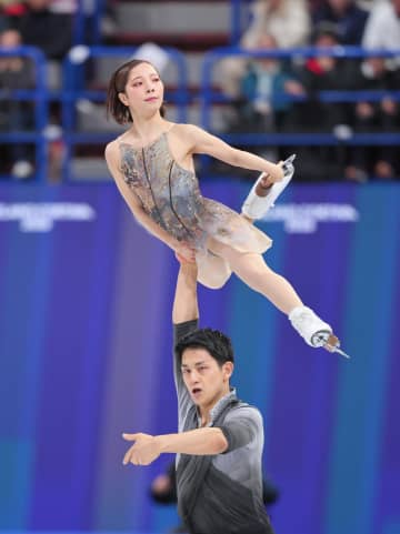 りくりゅうの圧巻演技 SPミスのリフトで雪辱の最高評価獲得！全要素で高い加点、PCSも9点台ズラリ ジャッジも高得点付けざるを得ず