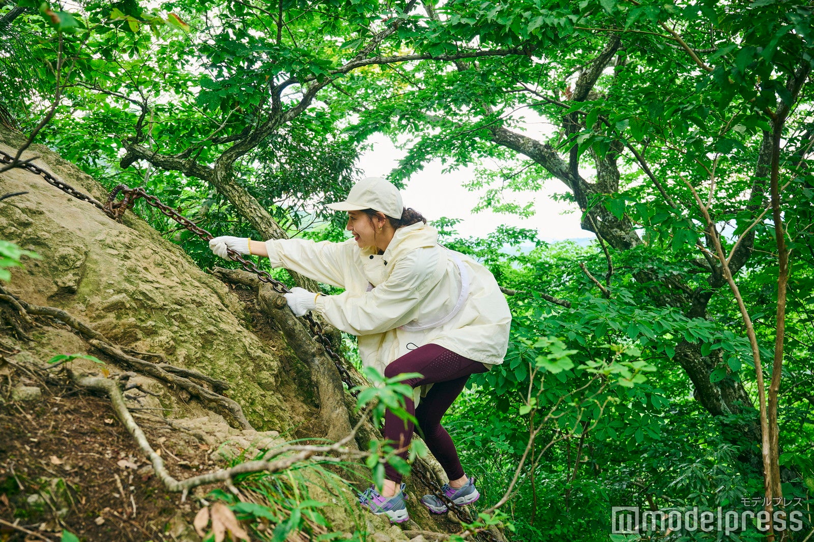 三徳山三佛寺（C）モデルプレス