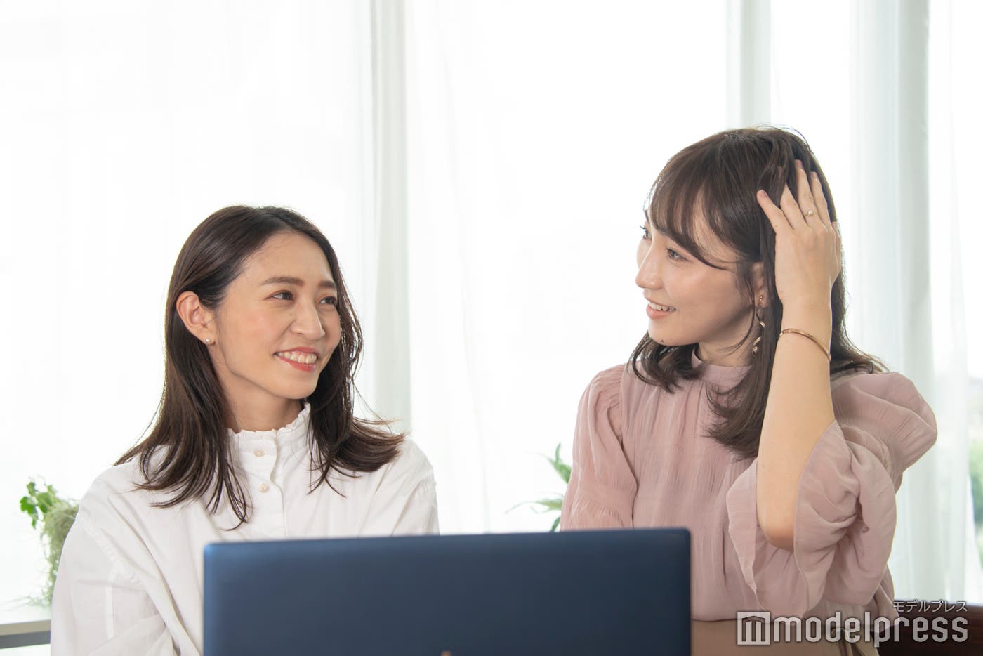 (C)モデルプレス