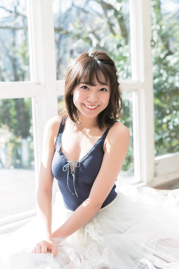 ラブライブ サンシャイン 斉藤朱夏 胸元ざっくり衣装で色っぽ可愛い モデルプレス