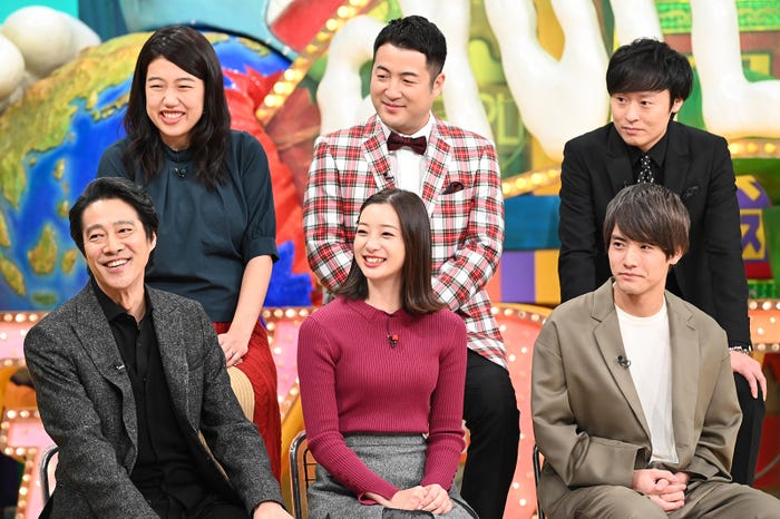 (後列左から)横澤夏子、和牛(前列左から)堤真一、足立梨花、赤楚衛二(C)日本テレビ
