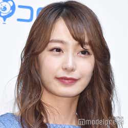 モデルプレス - 宇垣美里、プラム色リップ×サックスブルーでクールな大人スタイル<ヘアメイク・ファッション分析>
