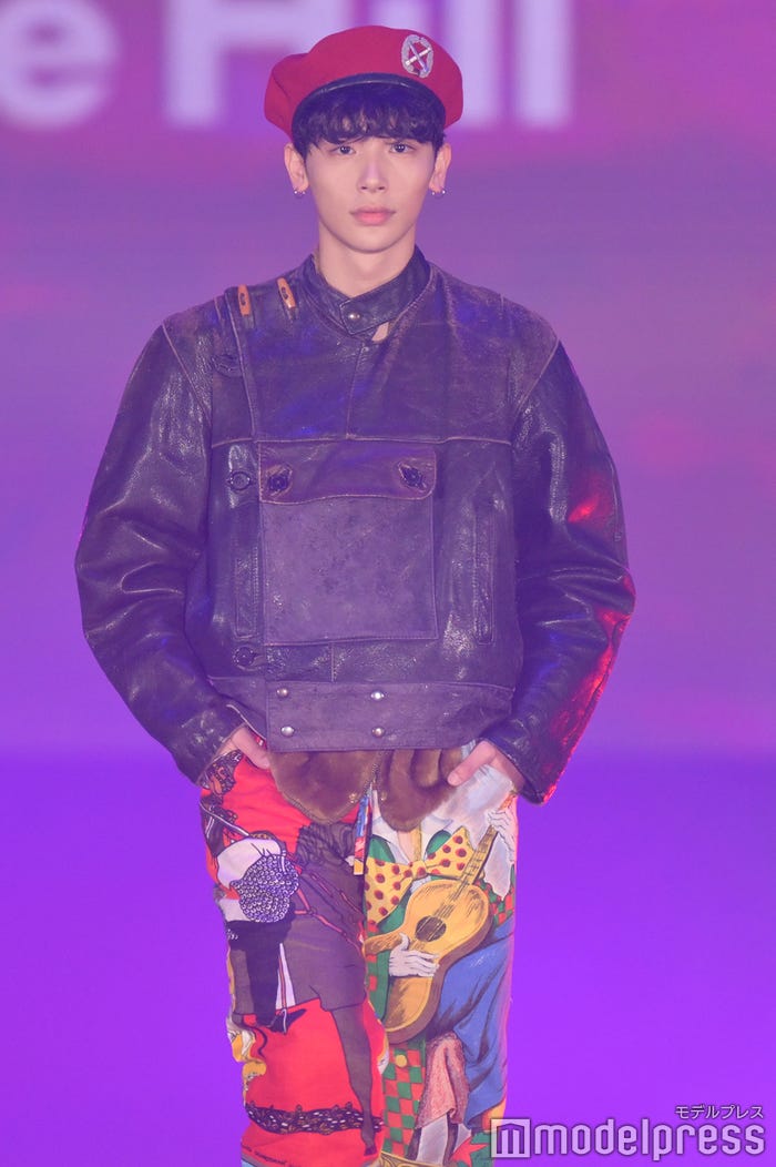 よしあき(C)モデルプレス